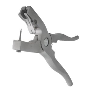 Medium Ear Notcher With V Shape Die